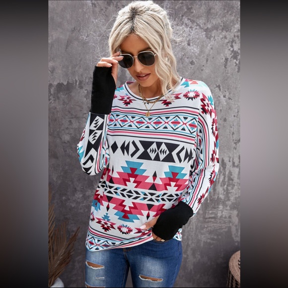 🌵Western Aztec Print Batwing Long Sleeve Top with Thumbhole Design - Picture 15 of 16